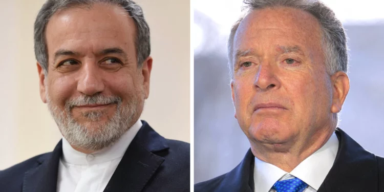 El ministro de Asuntos Exteriores iraní, Abbas Araghchi (izquierda), y el enviado especial estadounidense, Steve Witkoff. (Karen Minasyan/AFP; Chip Somodevilla/Getty Images vía AFP)