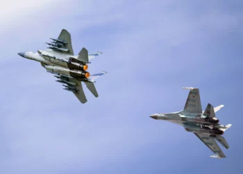 El Su-35S de Rusia reta al F-15EX con vectorización