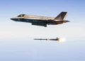 El misterioso AIM-260: EE. UU. avanza en su nuevo misil de largo alcance