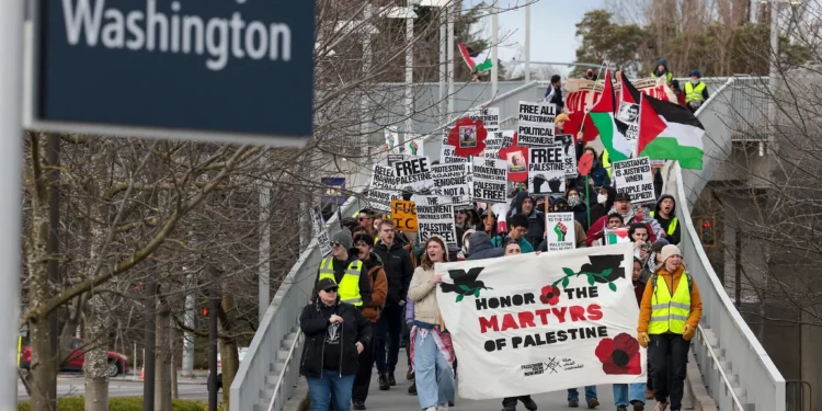 Arrestan a 30 manifestantes antiisraelíes en la Universidad de Washington