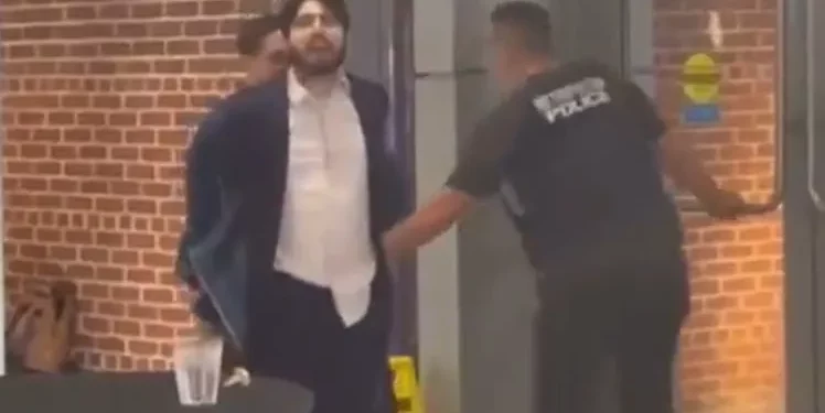 Asistieron a tirador pensando que era víctima en Washington