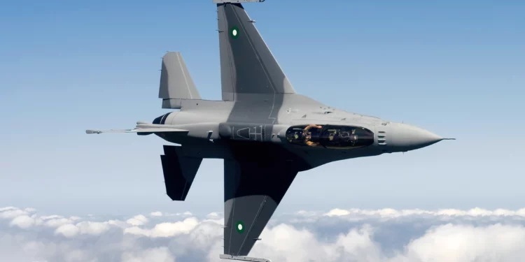 EE. UU. evalúa revivir el F-16 con el Block 80 contra China