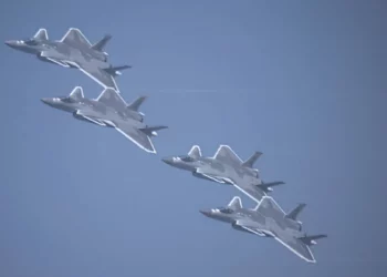 Chengdu J-20 Mighty Dragon: el salto furtivo de la PLAAF