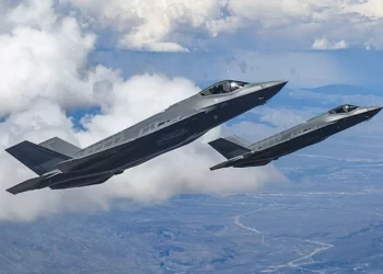 El F-35 desata el caos con su radar AN/APG-81 imbatible