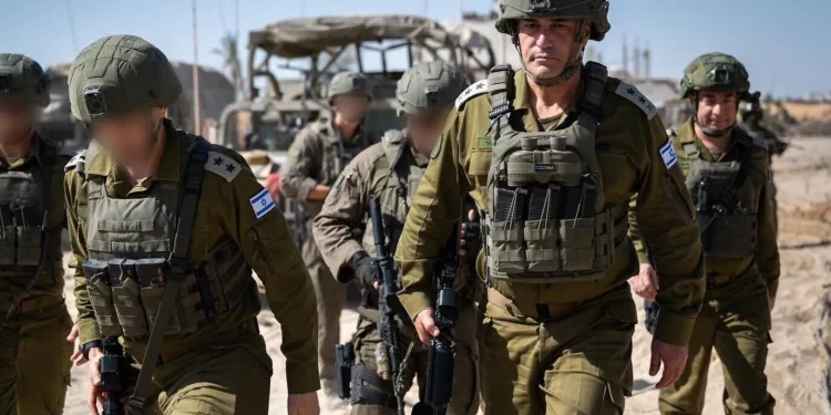 El jefe de las FDI visita Gaza