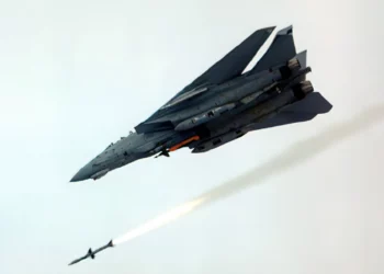 El F-14 Tomcat integró el M61A1 Vulcan para reforzar su letalidad