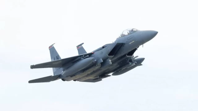 Noruega controla bombas GBU-53/B lanzados por F-15E