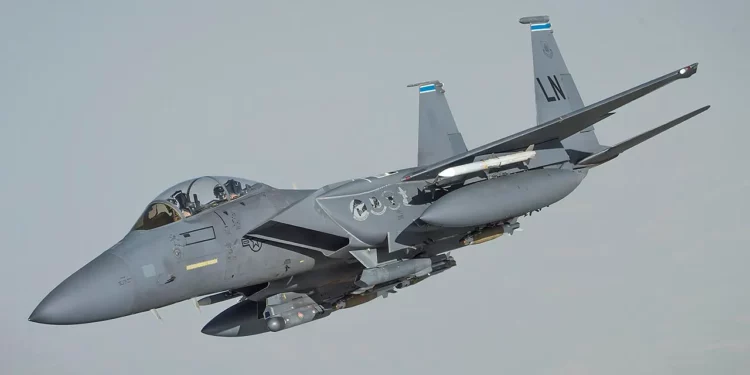 Fuerza Aérea de EE. UU. retirará F-15E de RAF Lakenheath