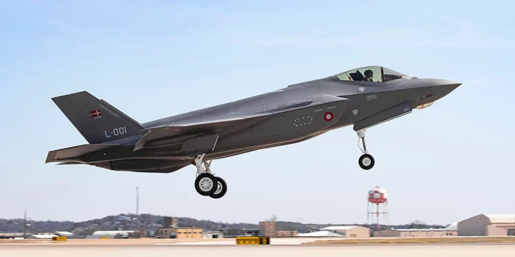 F-35 daneses comparten datos clasificados desde Texas a Dinamarca