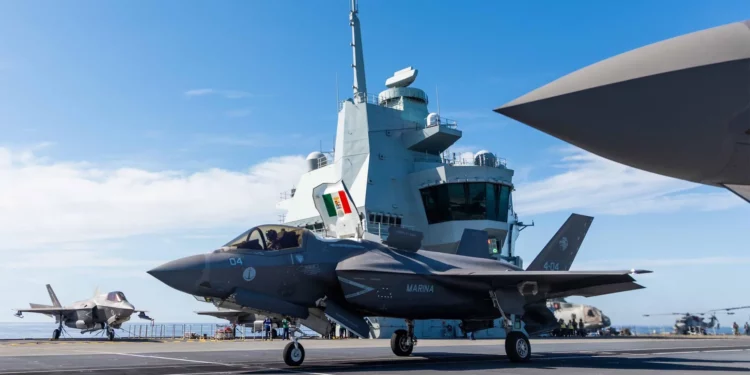 CSG 25: F-35B interoperan en HMS Prince of Wales e ITS Cavour