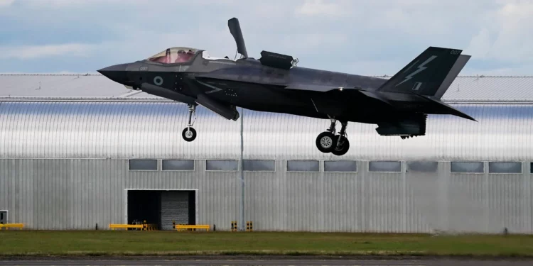 EE. UU. evalúa vender F-35 a Arabia Saudita pese a ventaja israelí