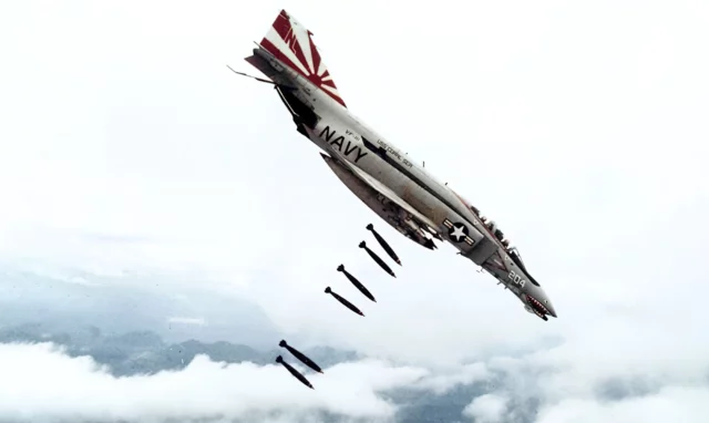 F-4 Phantom II combatió en Vietnam sin cañón interno
