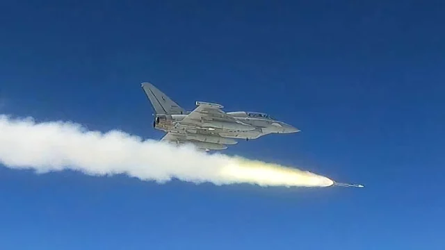 Fuerza Aérea Italiana prueba Meteor BVRAAM en Typhoon