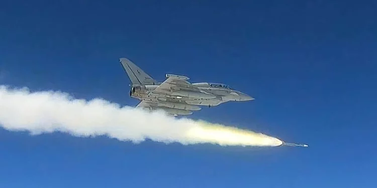 Fuerza Aérea Italiana prueba Meteor BVRAAM en Typhoon