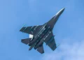 El J-16 de China despliega un arsenal masivo de 12 toneladas