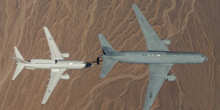 Boeing reanuda entregas de KC-46 tras reparar grietas en aviones