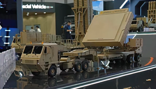 El nuevo radar L-SAM-II surcoreano detecta amenazas a velocidad Mach 8