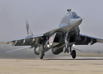 El MiG-29 fue hecho para pelear donde otros no aterrizan