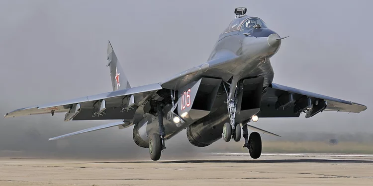 El MiG-29 fue hecho para pelear donde otros no aterrizan