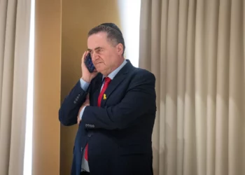 Dos israelíes acusados de espiar para Irán cerca de casa de Katz