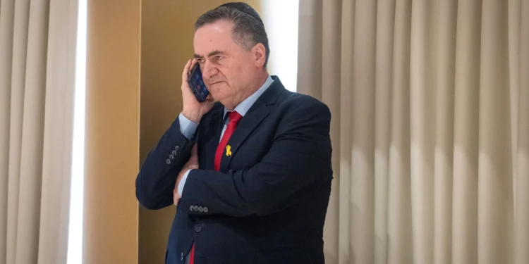 Dos israelíes acusados de espiar para Irán cerca de casa de Katz
