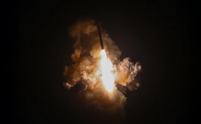EE. UU. lanza el misil nuclear Minuteman III