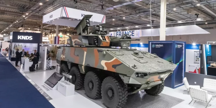Metlen y KNDS presentan el PHILOCTETES 8x8 en DEFEA 2025