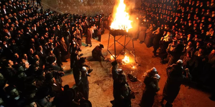 Bomberos prohíben hogueras al aire libre antes de Lag B'Omer