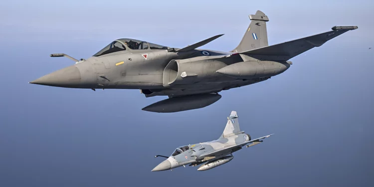 Dassault Rafale duplica la capacidad de carga útil del Mirage 2000