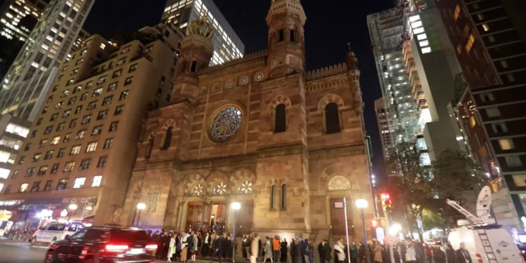 Sospechoso acusado de amenazas terroristas contra sinagoga de Nueva York
