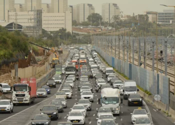 Tel Aviv activa nuevos peajes en carriles rápidos