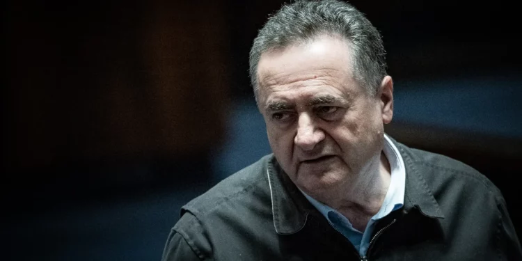 El ministro de Defensa, Israel Katz, en la Knéset de Jerusalén, el 26 de marzo de 2025. (Yonatan Sindel/Flash90)
