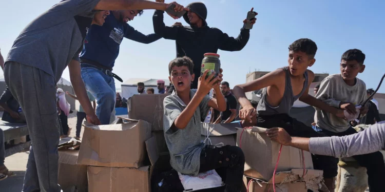 EE. UU. dice que las críticas al nuevo sistema de distribución de ayuda a Gaza son “el colmo de la hipocresía”