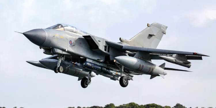 El Tornado arrasa con 9 toneladas de armamento especializado