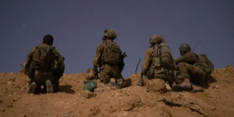 Reservistas de la Brigada de Jerusalén operan en el norte de la Franja de Gaza, en una foto difundida por las Fuerzas de Defensa de Israel el 15 de mayo de 2025. (Fuerzas de Defensa de Israel)