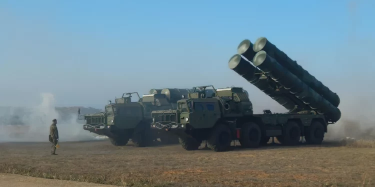 India activa S-400 en combate tras ataques aéreos