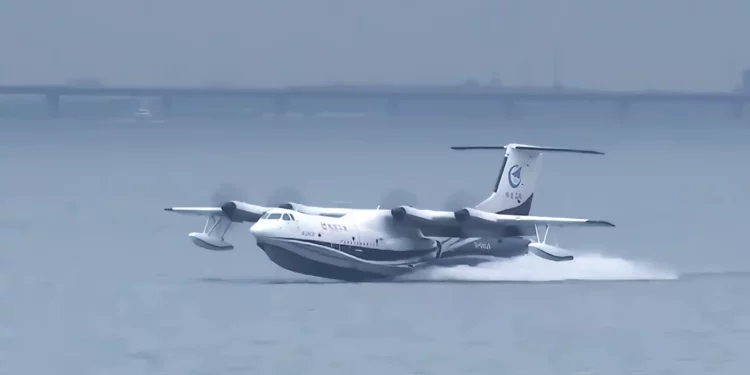 China aprueba producción en masa del AG600: el avión anfibio más grande del mundo