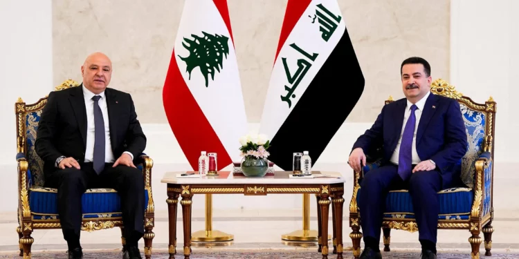 El primer ministro iraquí recibe a Aoun en Bagdad y denuncia los ataques israelíes contra el Líbano