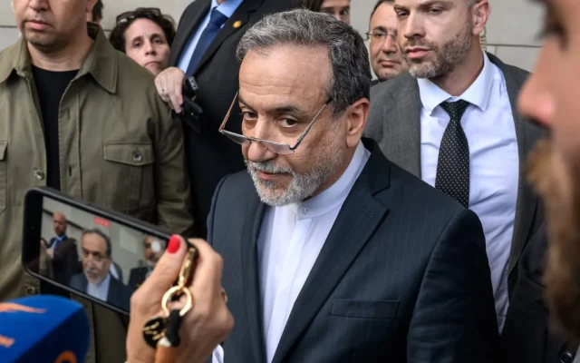 Irán dice que “no hay fecha concreta” para las conversaciones nucleares con EE. UU.