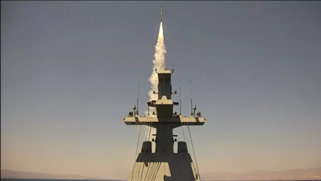 La Armada israelí intercepta drones iraníes con el sistema Barak Maguen