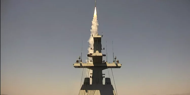 La Armada israelí intercepta drones iraníes con el sistema Barak Maguen
