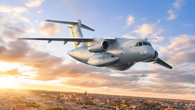 Lituania selecciona el Embraer C-390 como avión de carga militar