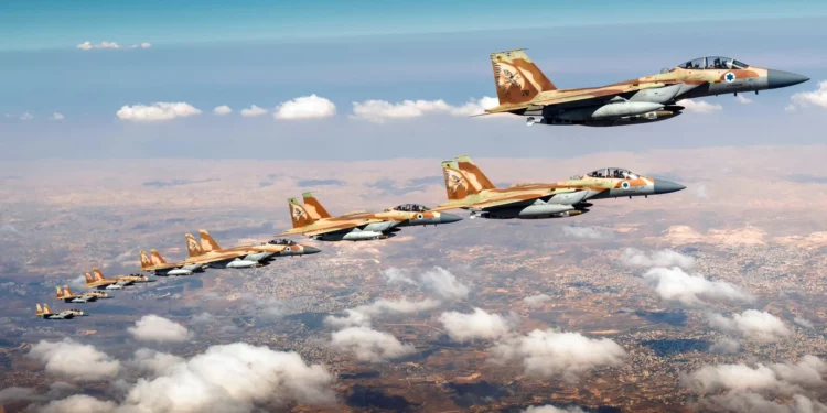 Israel promete mantener la superioridad aérea sobre Irán