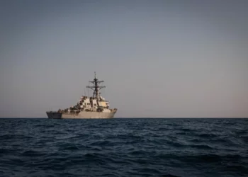 Irán prepara misiles para ataques contra bases estadounidenses en Oriente Medio