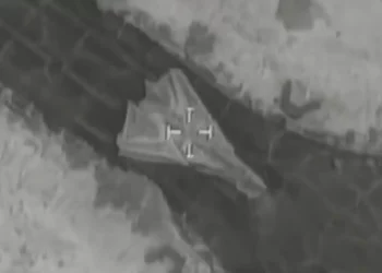 La Fuerza Aérea de Israel destruyó tres cazas F-14 iraníes