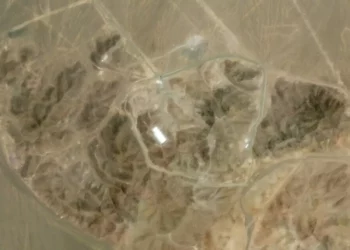 Imágenes de PlanetScope de la planta de enriquecimiento de combustible de Fordow, capturadas el 13 de junio de 2025. (PBC de Planet Labs)