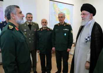 Irán enumera a un jefe del programa de misiles y 7 agentes muertos en un ataque israelí