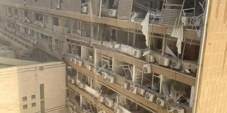 “Se salvaron muchas vidas”: el piso de un hospital alcanzado por un misil fue evacuado ayer de pacientes