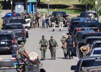 El autor del tiroteo de Idaho dibujó una esvástica
