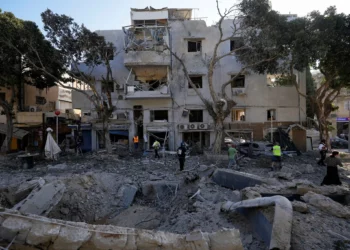 Israel confirma que misil iraní que impactó Haifa no fue detectado